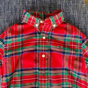 Vineyard vines boys shirt